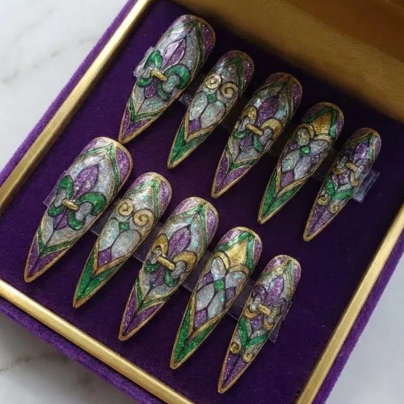 Stained glass nails, Press-on nails, press on nails, custom press on nails, fake nails, Nails Art, stained glass nails, gold press on nails, 3d press on nails, luxury press on nails, handmade press on nails