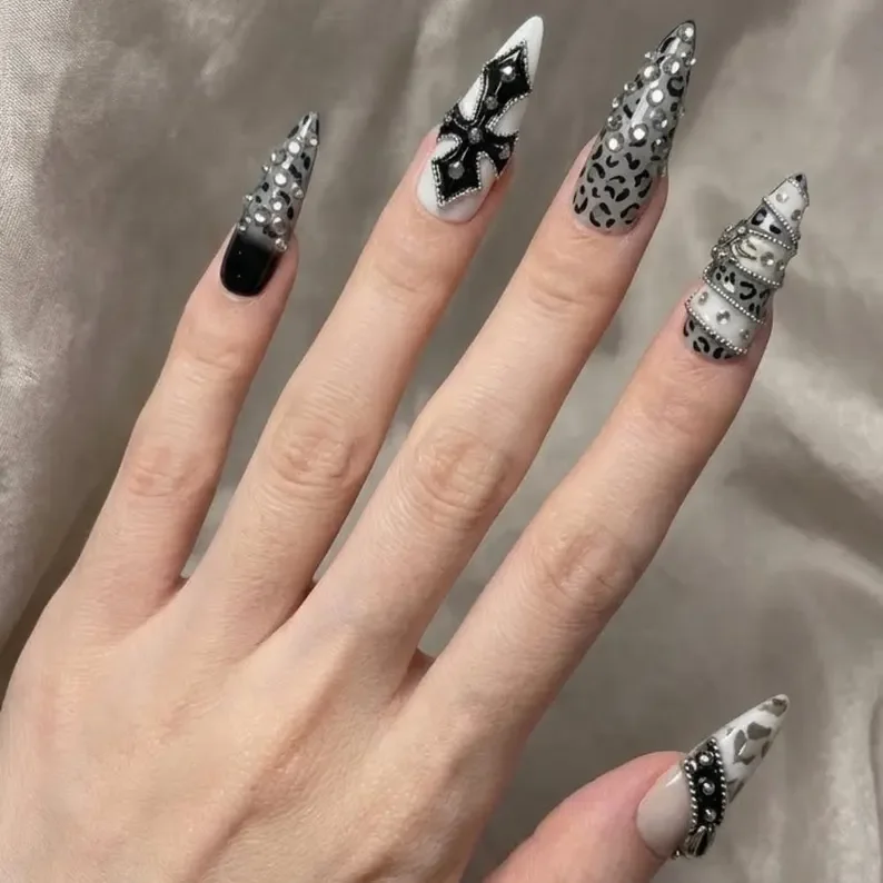 gothic leopard press-on nails, Y2K press on nails, press on nails, custom press on nails, fake nails, Nails Art, stained glass nails, gold press on nails, 3d press on nails, luxury press on nails, handmade press on nails