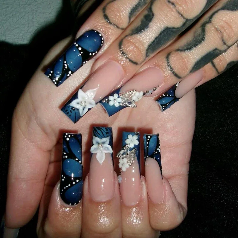 press on nails, custom press on nails, fake nails, Nails Art, stained glass nails, gold press on nails, 3d press on nails, luxury press on nails, handmade press on nails