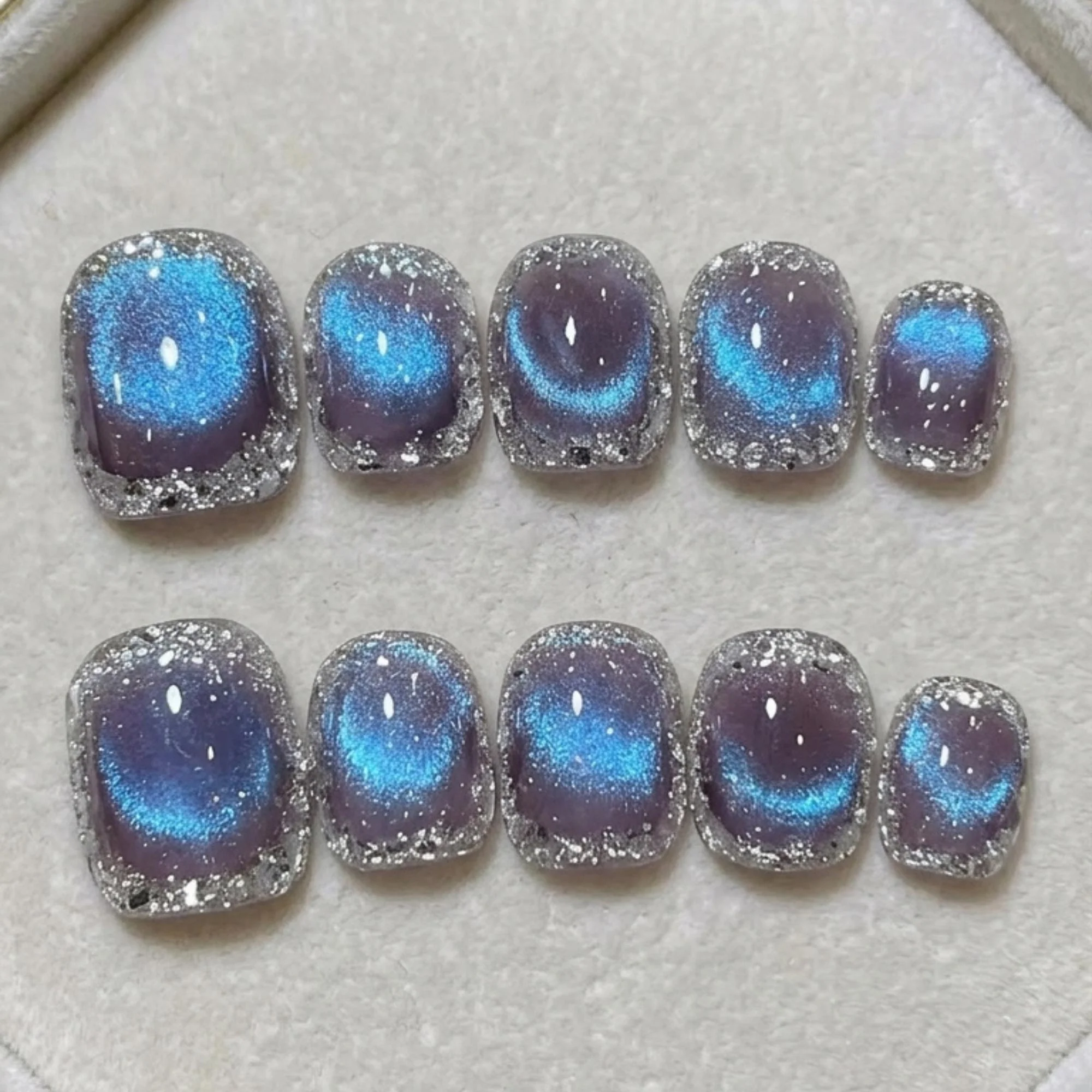 chrome frame, press on toes, press on nails, custom press on nails, fake nails, Nails Art, stained glass nails, gold press on nails, 3d press on nails, luxury press on nails, handmade press on nails