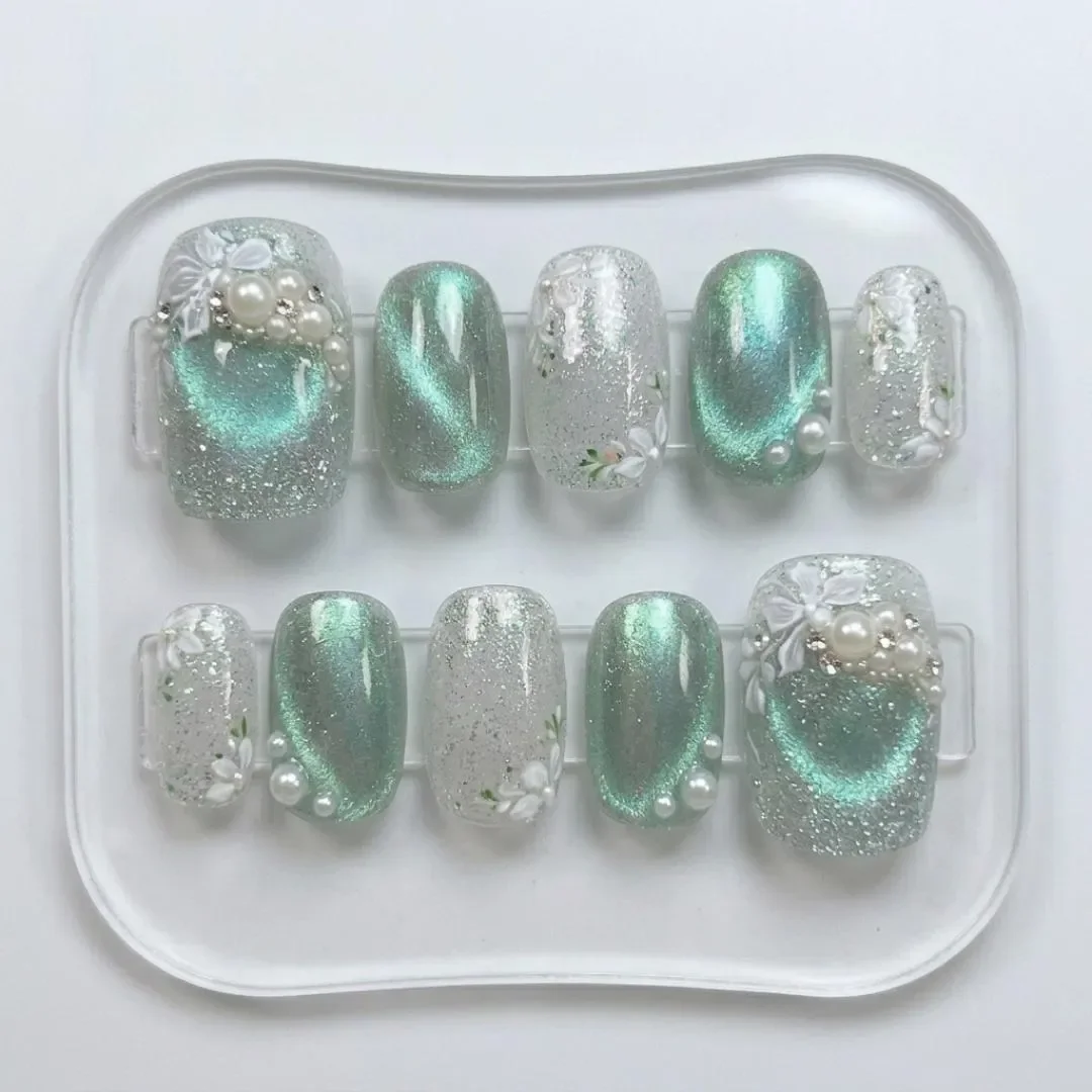 press on nails, custom press on nails, fake nails, Nails Art, stained glass nails, gold press on nails, 3d press on nails, luxury press on nails, handmade press on nails