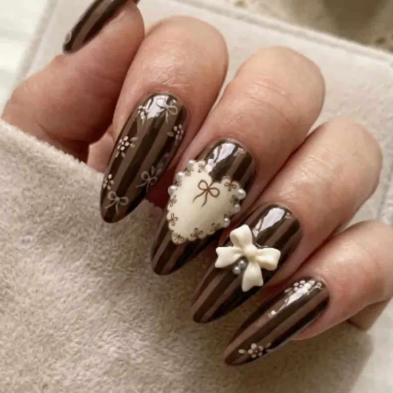 press on nails, custom press on nails, fake nails, Nails Art, stained glass nails, gold press on nails, 3d press on nails, luxury press on nails, handmade press on nails