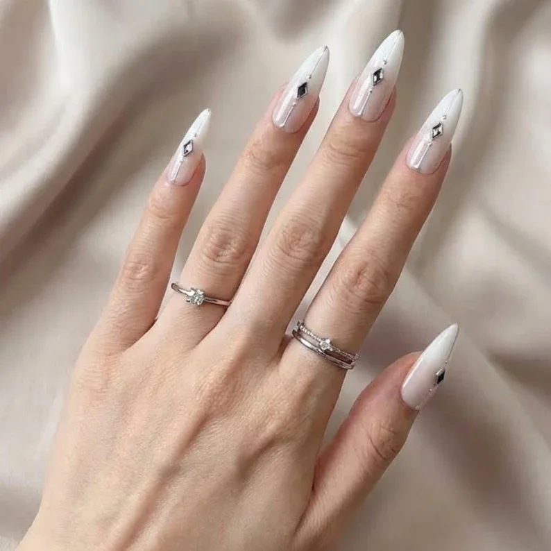 silver chrome line, nail art design, press on nails, custom press on nails, fake nails, Nails Art, stained glass nails, gold press on nails, 3d press on nails, luxury press on nails, handmade press on nails