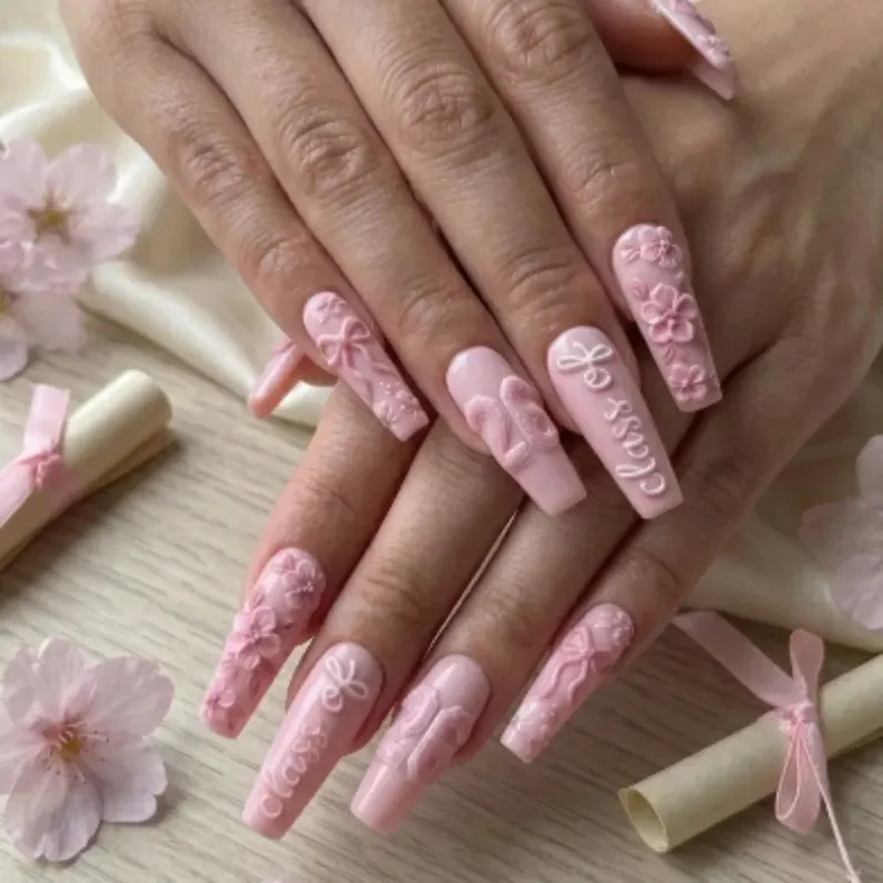 press on nails, custom press on nails, fake nails, Nails Art, stained glass nails, gold press on nails, 3d press on nails, luxury press on nails, handmade press on nails