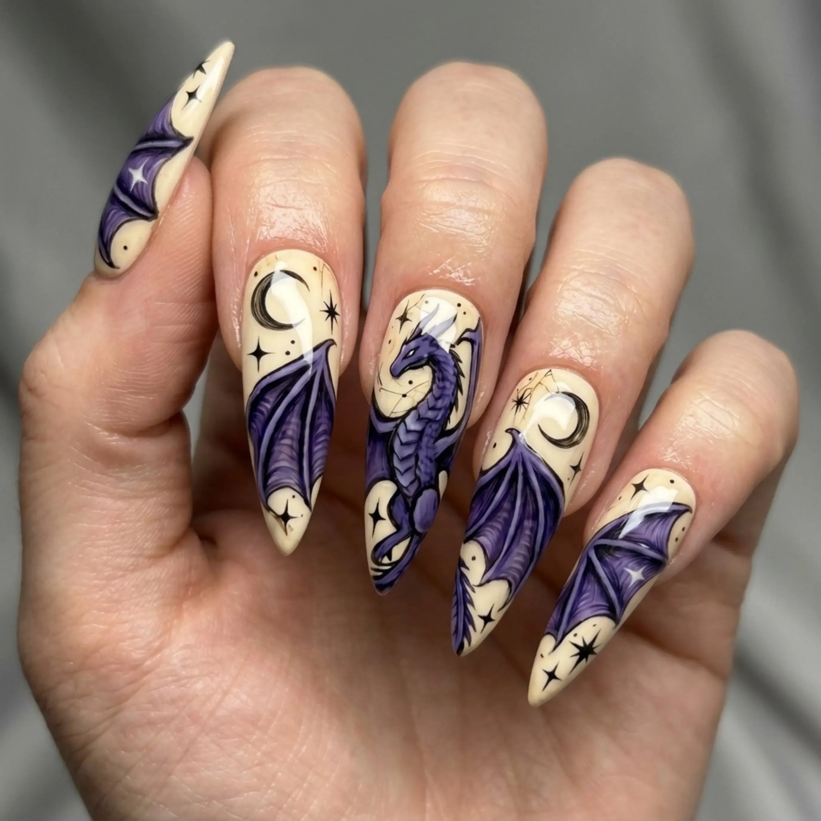 press on nails, custom press on nails, fake nails, Nails Art, stained glass nails, gold press on nails, 3d press on nails, luxury press on nails, handmade press on nails