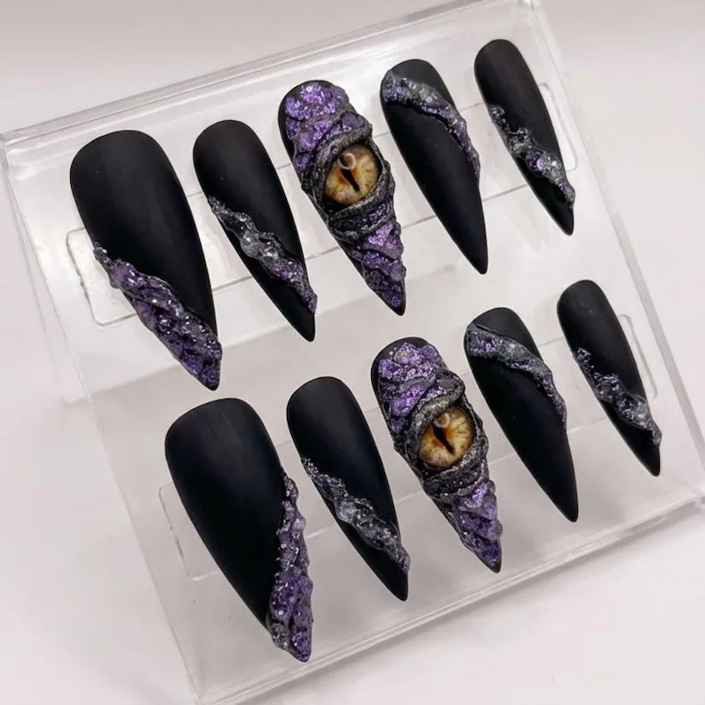 3D gothic nail art, gothic fantasy nails, press on nails, custom press on nails, fake nails, Nails Art, stained glass nails, gold press on nails, 3d press on nails, luxury press on nails, handmade press on nails