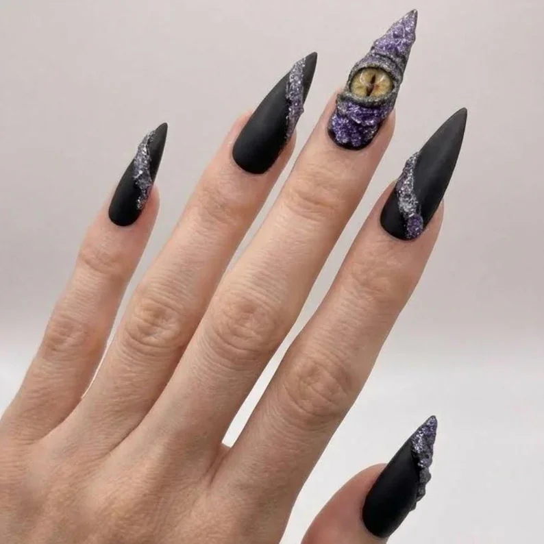 3D gothic nail art, gothic fantasy nails, press on nails, custom press on nails, fake nails, Nails Art, stained glass nails, gold press on nails, 3d press on nails, luxury press on nails, handmade press on nails