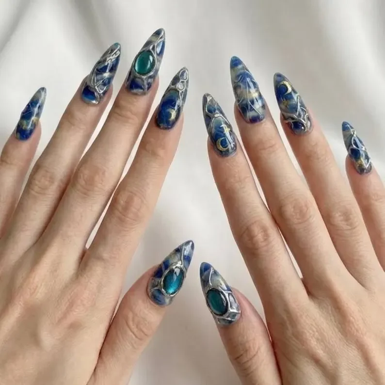 3D chrome texture, melted silver, press on nails, custom press on nails, fake nails, Nails Art, stained glass nails, gold press on nails, 3d press on nails, luxury press on nails, handmade press on nails