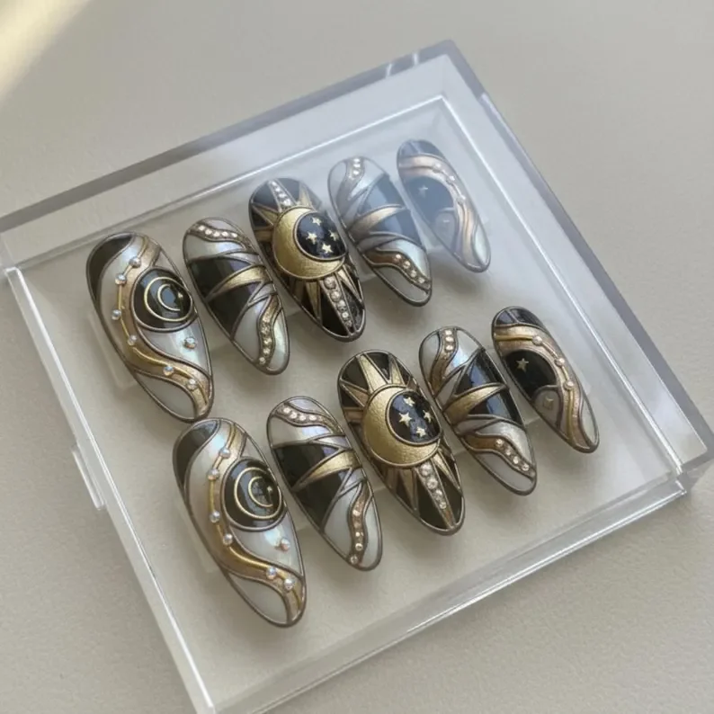 stained glass nails, press on nails, custom press on nails, fake nails, Nails Art, gold press on nails, 3d press on nails, luxury press on nails, handmade press on nails