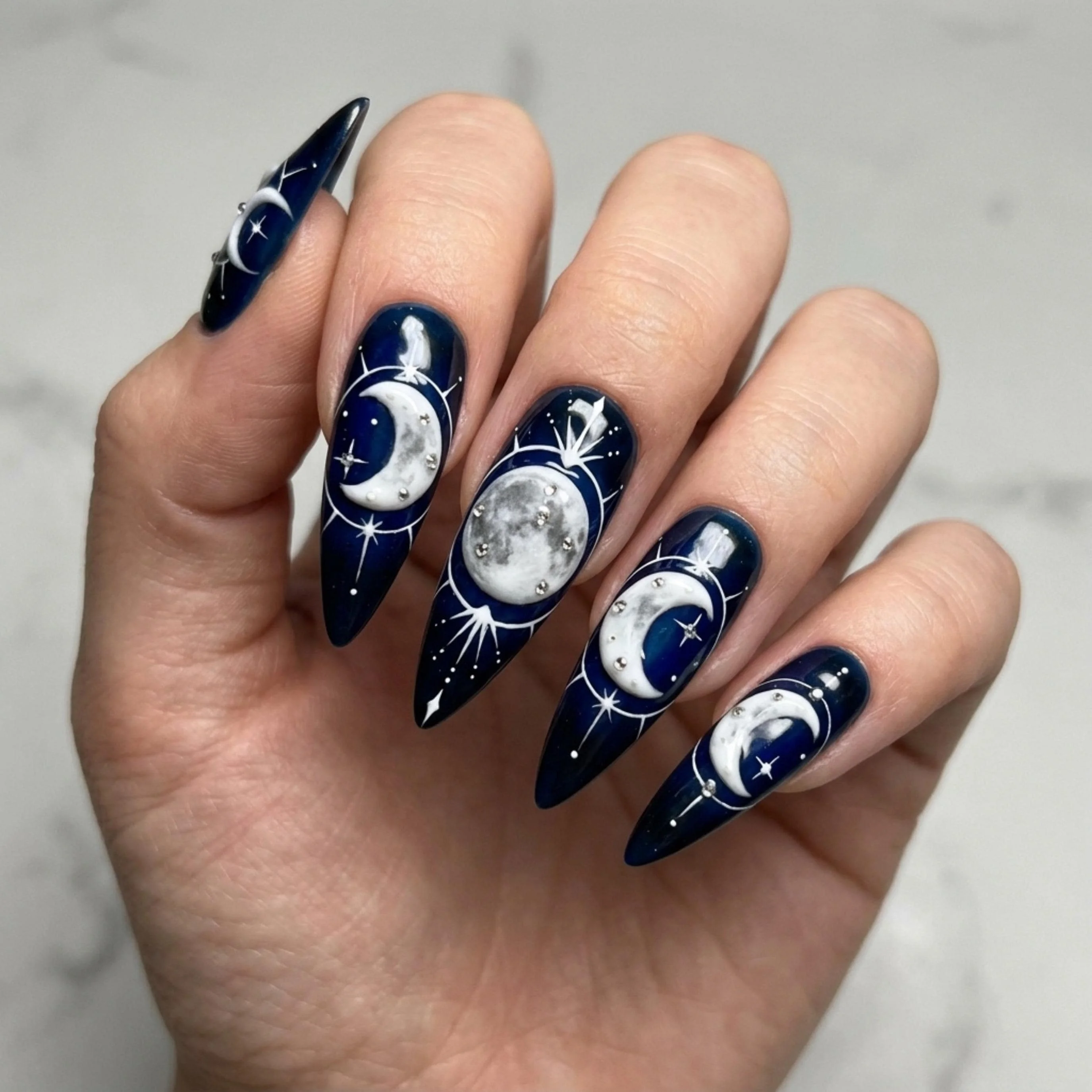press on nails, custom press on nails, fake nails, Nails Art, stained glass nails, gold press on nails, 3d press on nails, luxury press on nails, handmade press on nails
