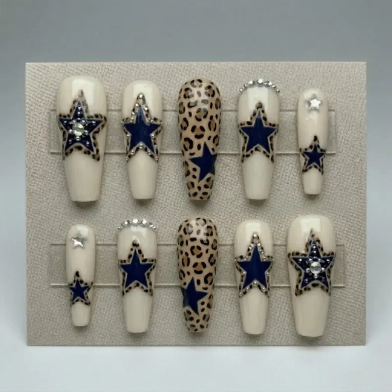 press on nails, custom press on nails, fake nails, Nails Art, stained glass nails, gold press on nails, 3d press on nails, luxury press on nails, handmade press on nails