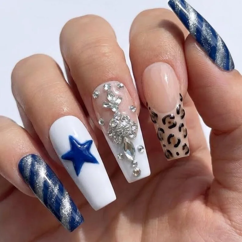 star nail design, y2k nail art, press on nails, custom press on nails, fake nails, Nails Art, stained glass nails, gold press on nails, 3d press on nails, luxury press on nails, handmade press on nails