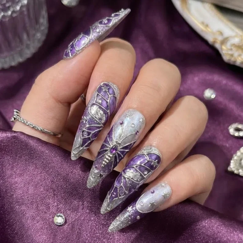 gothic press-on, stained glass nails, press on nails, custom press on nails, fake nails, Nails Art, gold press on nails, 3d press on nails, luxury press on nails, handmade press on nails