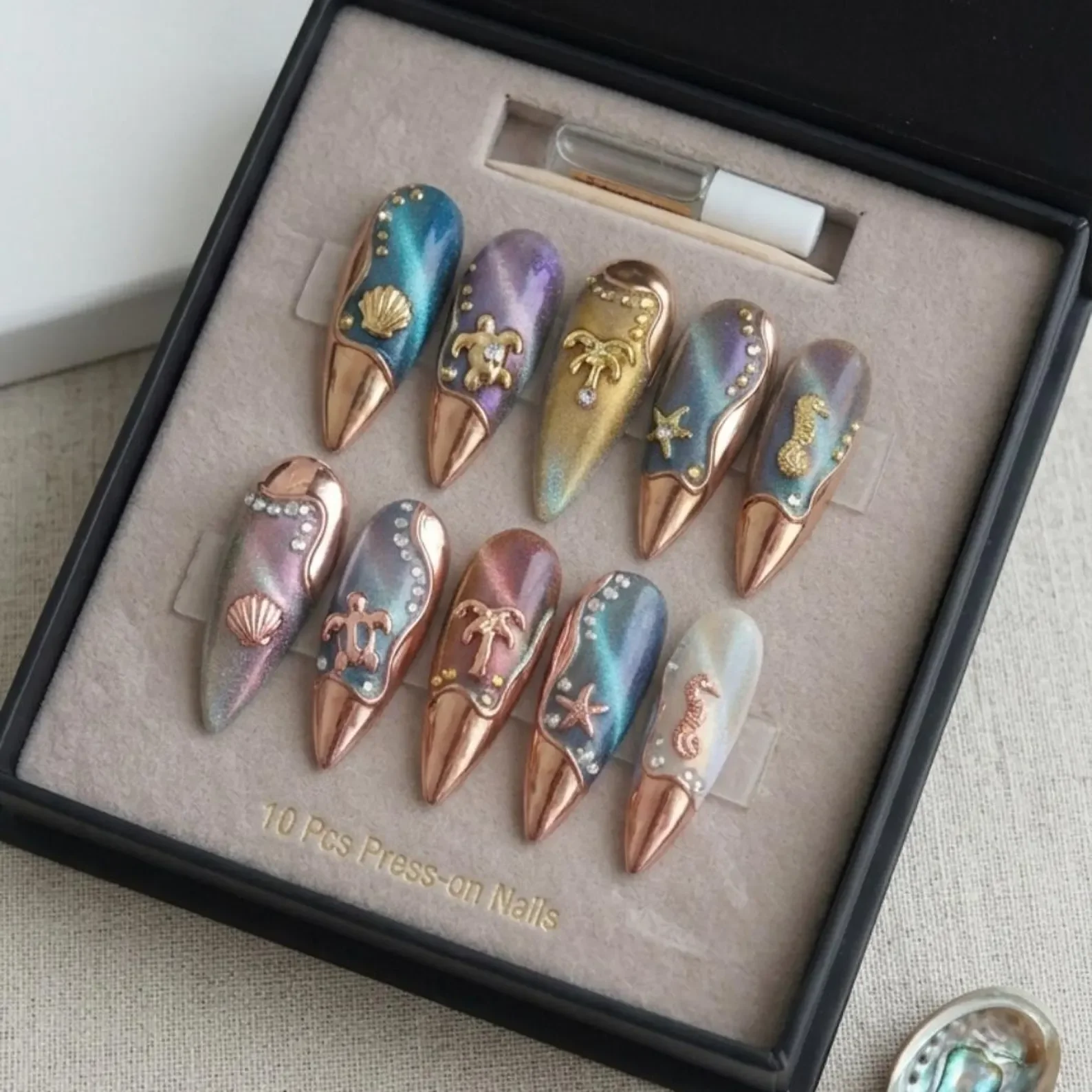 rose gold chrome, chrome press on nails, press on nails, custom press on nails, fake nails, Nails Art, stained glass nails, gold press on nails, 3d press on nails, luxury press on nails, handmade press on nails