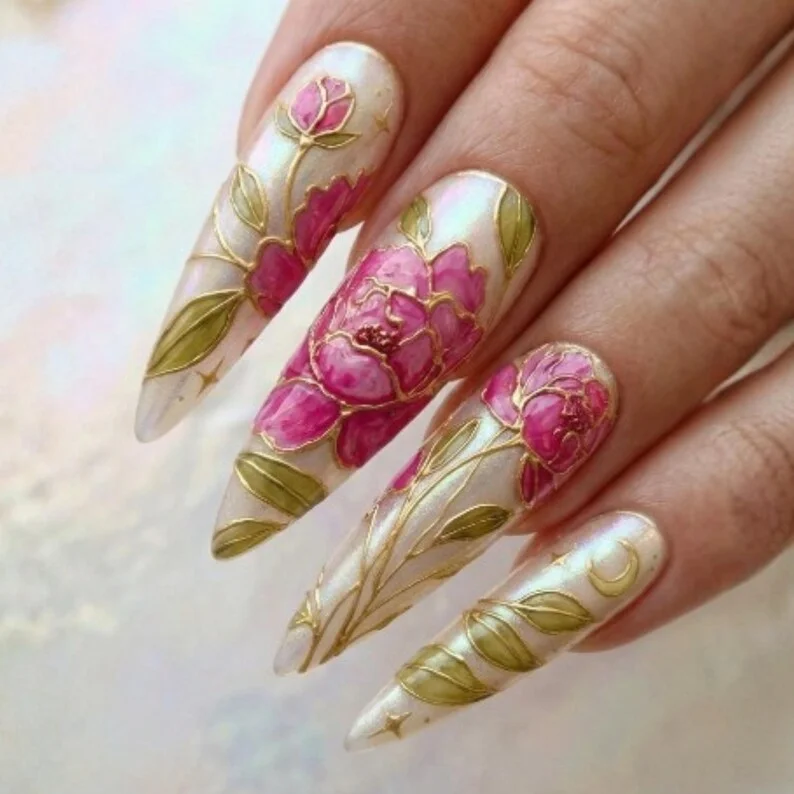 3d gold, floral press ons, press on nails, custom press on nails, fake nails, Nails Art, stained glass nails, gold press on nails, 3d press on nails, luxury press on nails, handmade press on nails