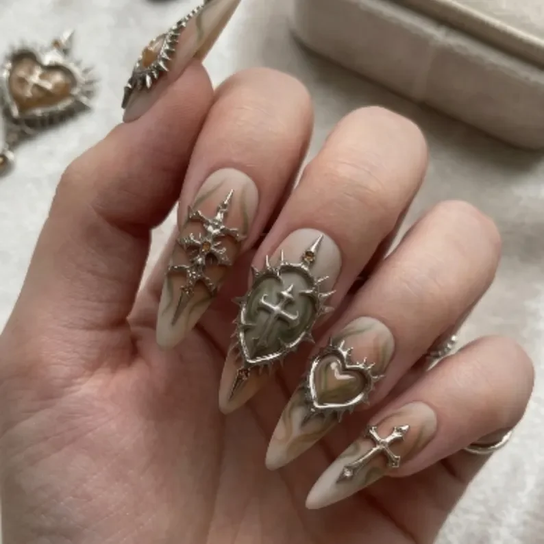 press on nails, custom press on nails, fake nails, Nails Art, stained glass nails, gold press on nails, 3d press on nails, luxury press on nails, handmade press on nails