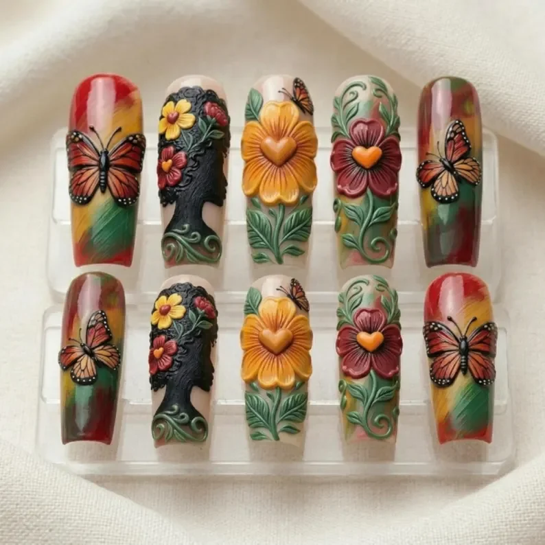 press on nails, custom press on nails, fake nails, Nails Art, stained glass nails, gold press on nails, 3d press on nails, luxury press on nails, handmade press on nails