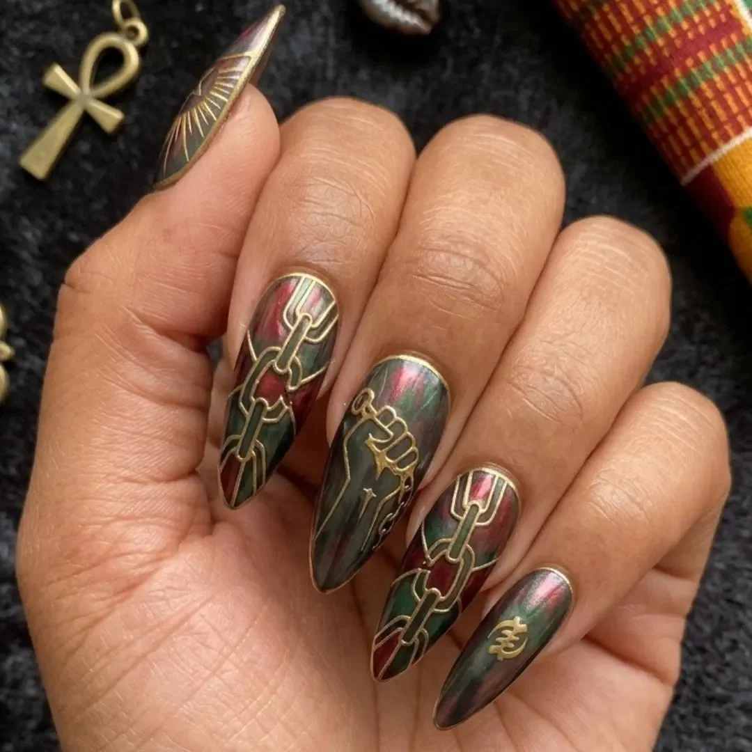 press on nails, custom press on nails, fake nails, Nails Art, stained glass nails, gold press on nails, 3d press on nails, luxury press on nails, handmade press on nails