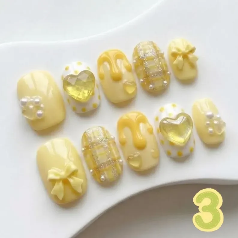 kawaii nails, heart bow nails, press on nails, custom press on nails, fake nails, Nails Art, stained glass nails, gold press on nails, 3d press on nails, luxury press on nails, handmade press on nails