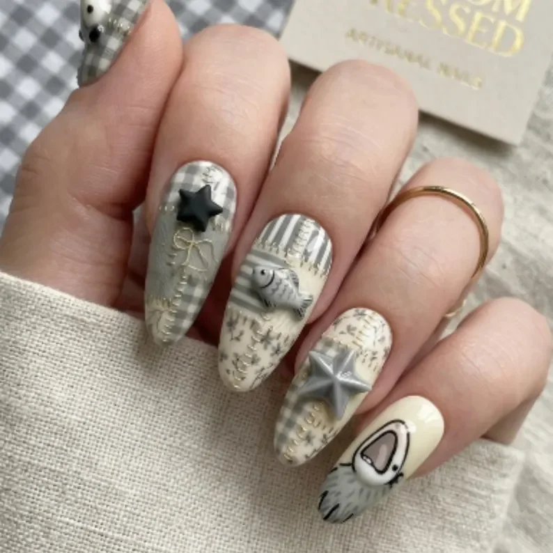 opossum press on, grey gingham quilt, press on nails, custom press on nails, fake nails, Nails Art, stained glass nails, gold press on nails, 3d press on nails, luxury press on nails, handmade press on nails