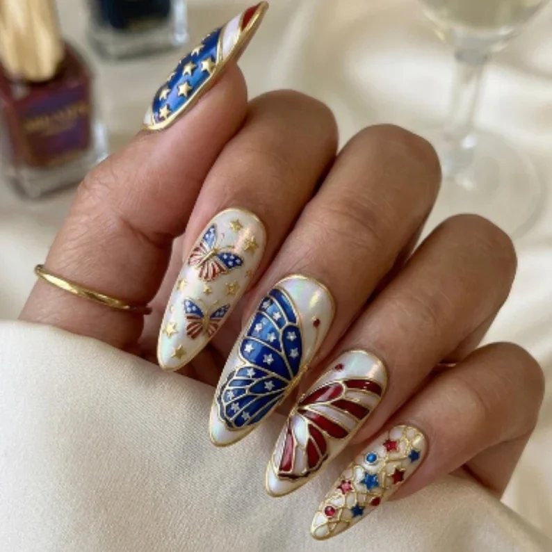press on nails, custom press on nails, fake nails, Nails Art, stained glass nails, gold press on nails, 3d press on nails, luxury press on nails, handmade press on nails