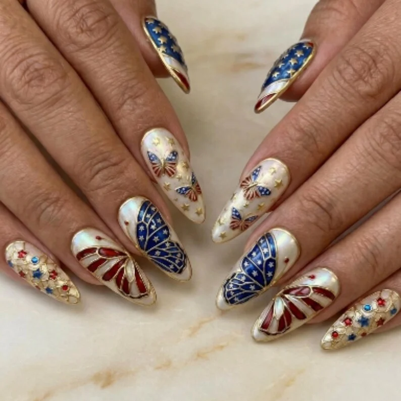 press on nails, custom press on nails, fake nails, Nails Art, stained glass nails, gold press on nails, 3d press on nails, luxury press on nails, handmade press on nails