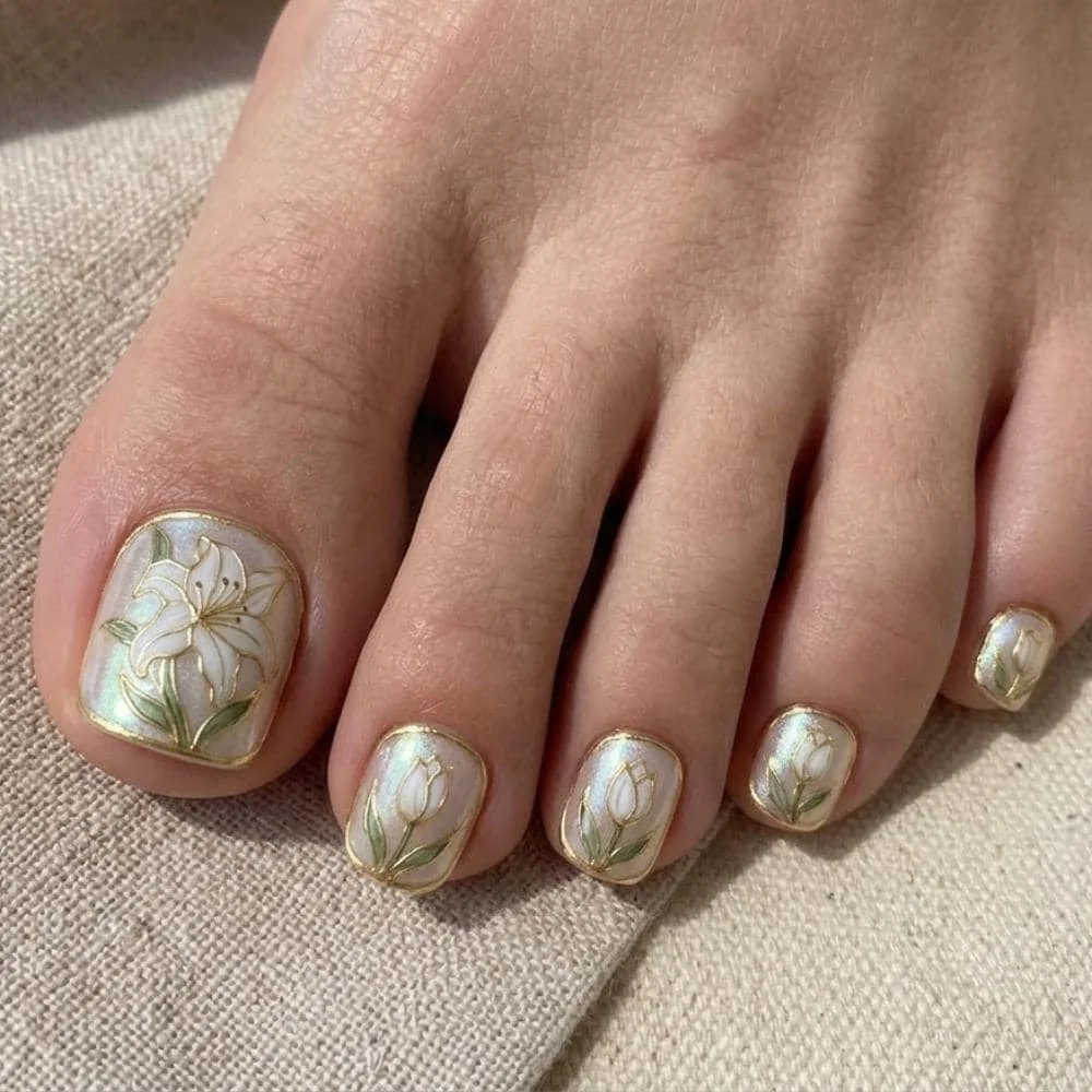 pearl white toes, floral press on, press on nails, custom press on nails, fake nails, Nails Art, stained glass nails, gold press on nails, 3d press on nails, luxury press on nails, handmade press on nails