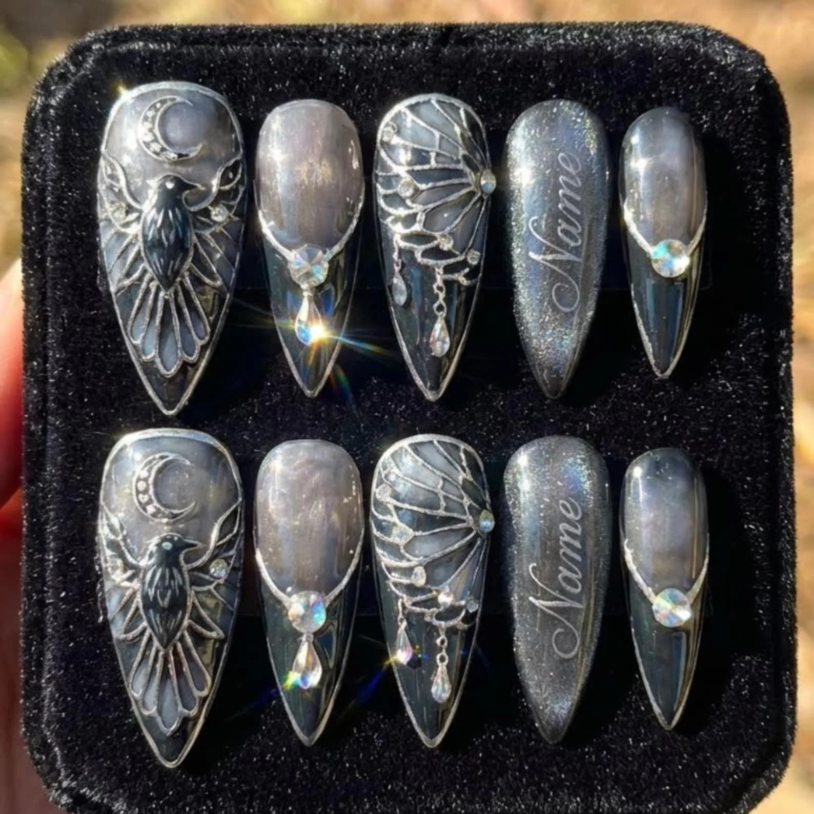 gothic raven nails, press on nails, custom press on nails, fake nails, Nails Art, stained glass nails, gold press on nails, 3d press on nails, luxury press on nails, handmade press on nails