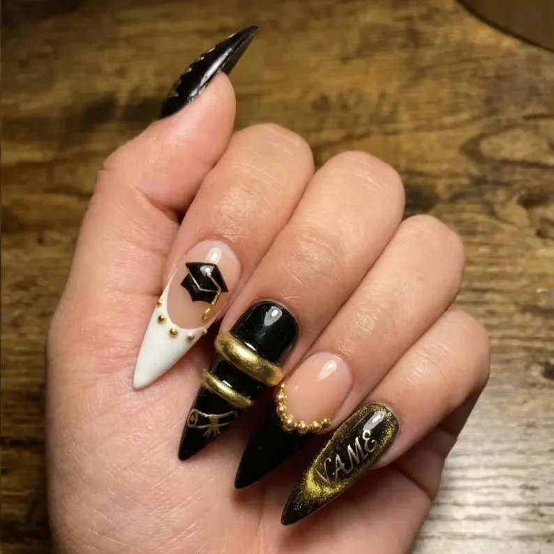 press on nails, custom press on nails, fake nails, Nails Art, stained glass nails, gold press on nails, 3d press on nails, luxury press on nails, handmade press on nails