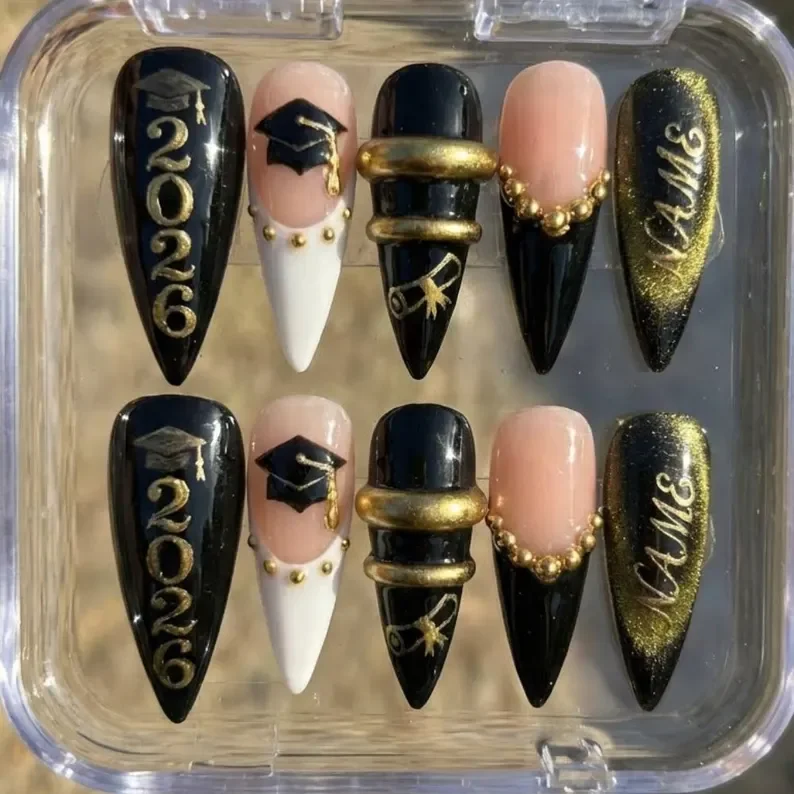 press on nails, custom press on nails, fake nails, Nails Art, stained glass nails, gold press on nails, 3d press on nails, luxury press on nails, handmade press on nails