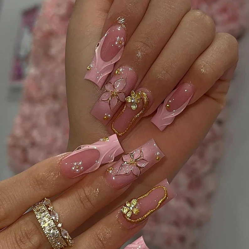 press on nails, custom press on nails, fake nails, Nails Art, stained glass nails, gold press on nails, 3d press on nails, luxury press on nails, handmade press on nails