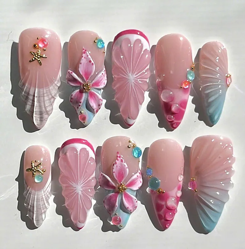 press on nails, custom press on nails, fake nails, Nails Art, stained glass nails, gold press on nails, 3d press on nails, luxury press on nails, handmade press on nails
