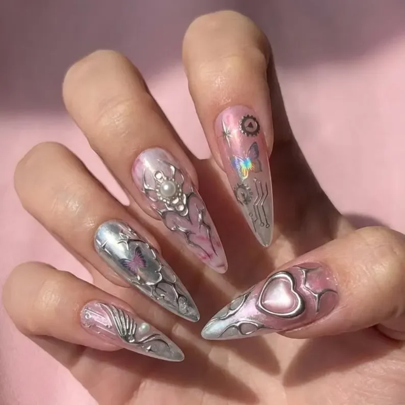 pink cybercore press on nails, y2k grunge heart, press on nails, custom press on nails, fake nails, Nails Art, stained glass nails, gold press on nails, 3d press on nails, luxury press on nails, handmade press on nails