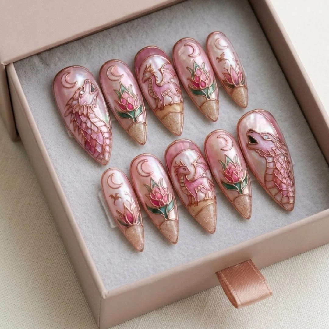 press on nails, custom press on nails, fake nails, Nails Art, stained glass nails, gold press on nails, 3d press on nails, luxury press on nails, handmade press on nails