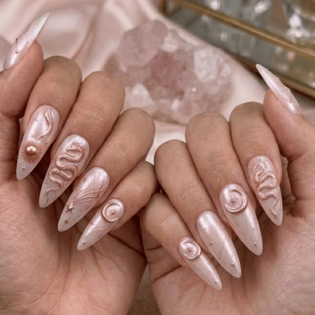 press on nails, custom press on nails, fake nails, Nails Art, stained glass nails, gold press on nails, 3d press on nails, luxury press on nails, handmade press on nails