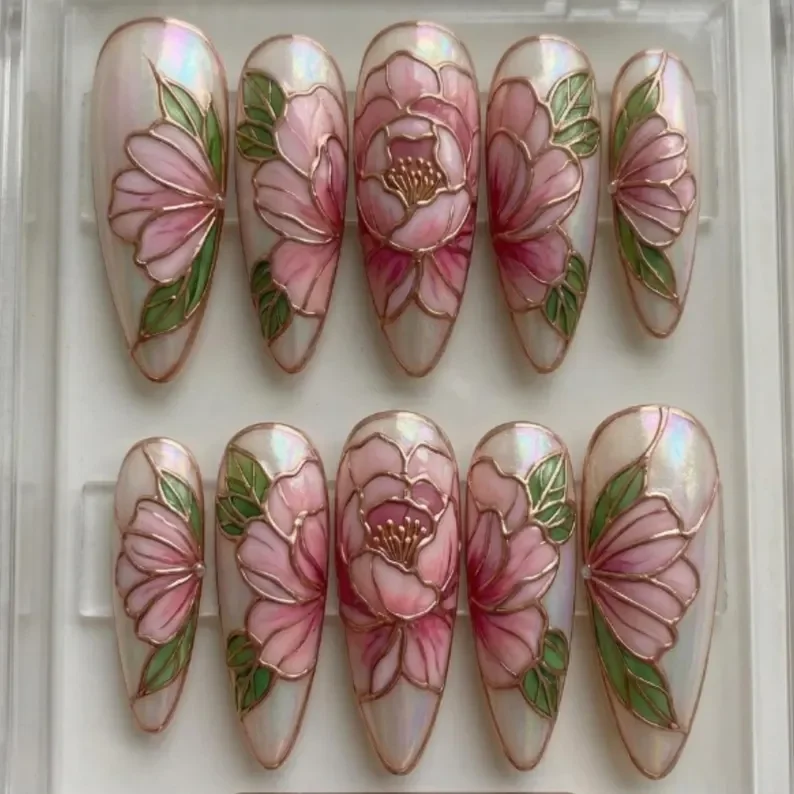 press on nails, custom press on nails, fake nails, Nails Art, stained glass nails, gold press on nails, 3d press on nails, luxury press on nails, handmade press on nails