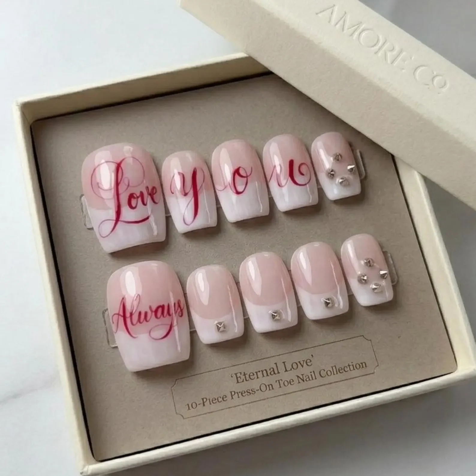 fake toe nails, french tip toes, press on nails, custom press on nails, fake nails, Nails Art, stained glass nails, gold press on nails, 3d press on nails, luxury press on nails, handmade press on nails