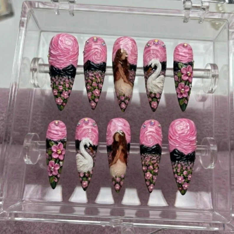 press on nails, custom press on nails, fake nails, Nails Art, stained glass nails, gold press on nails, 3d press on nails, luxury press on nails, handmade press on nails