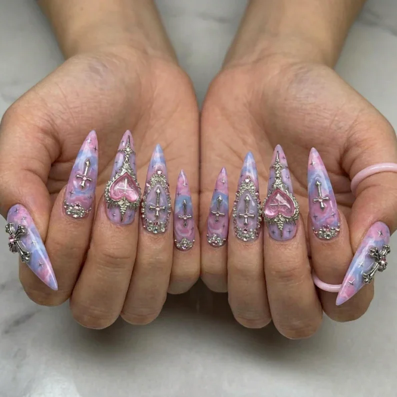 press on nails, custom press on nails, fake nails, Nails Art, stained glass nails, gold press on nails, 3d press on nails, luxury press on nails, handmade press on nails