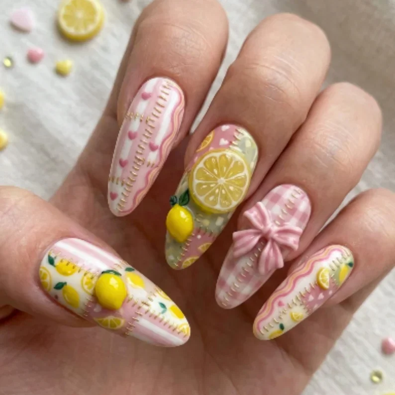 press on nails, custom press on nails, fake nails, Nails Art, stained glass nails, gold press on nails, 3d press on nails, luxury press on nails, handmade press on nails