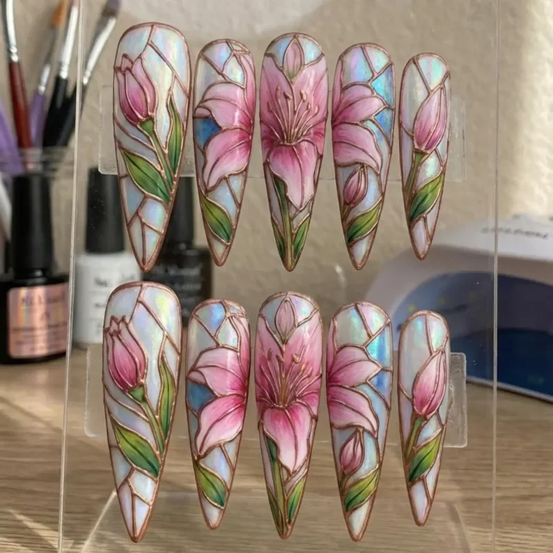 stained glass manicure, floral press on nails, press on nails, custom press on nails, fake nails, Nails Art, stained glass nails, gold press on nails, 3d press on nails, luxury press on nails, handmade press on nails