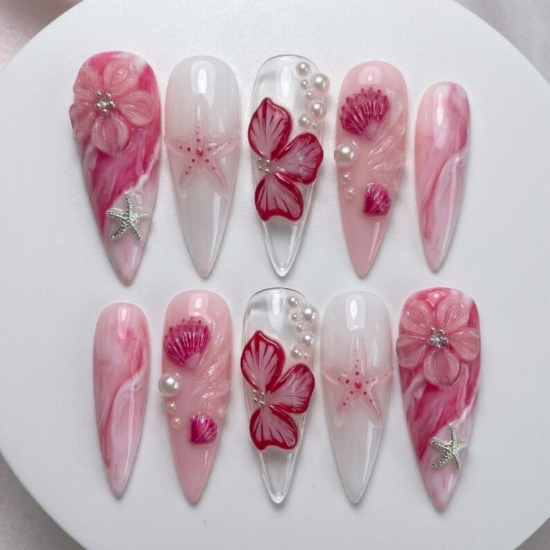 3D seashell nails, ocean theme nails, press on nails, custom press on nails, fake nails, Nails Art, stained glass nails, gold press on nails, 3d press on nails, luxury press on nails, handmade press on nails