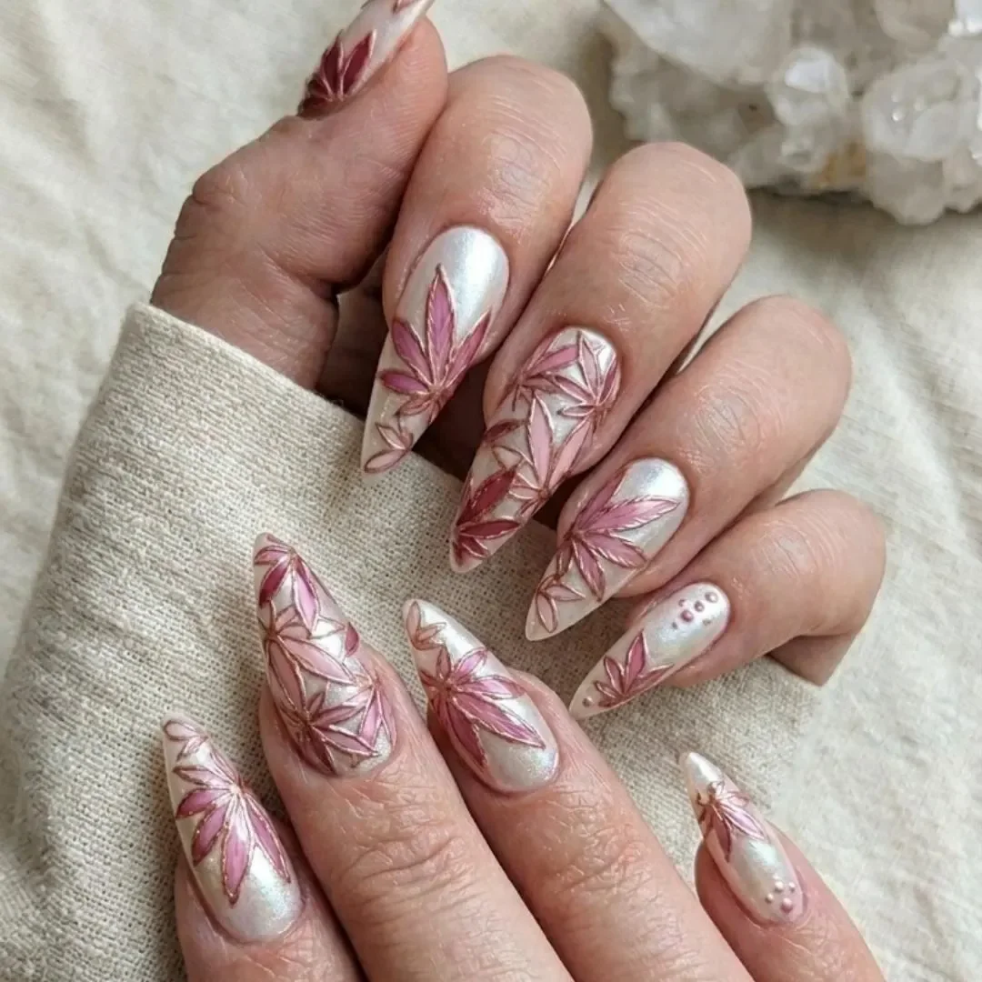 press on nails, custom press on nails, fake nails, Nails Art, stained glass nails, gold press on nails, 3d press on nails, luxury press on nails, handmade press on nails