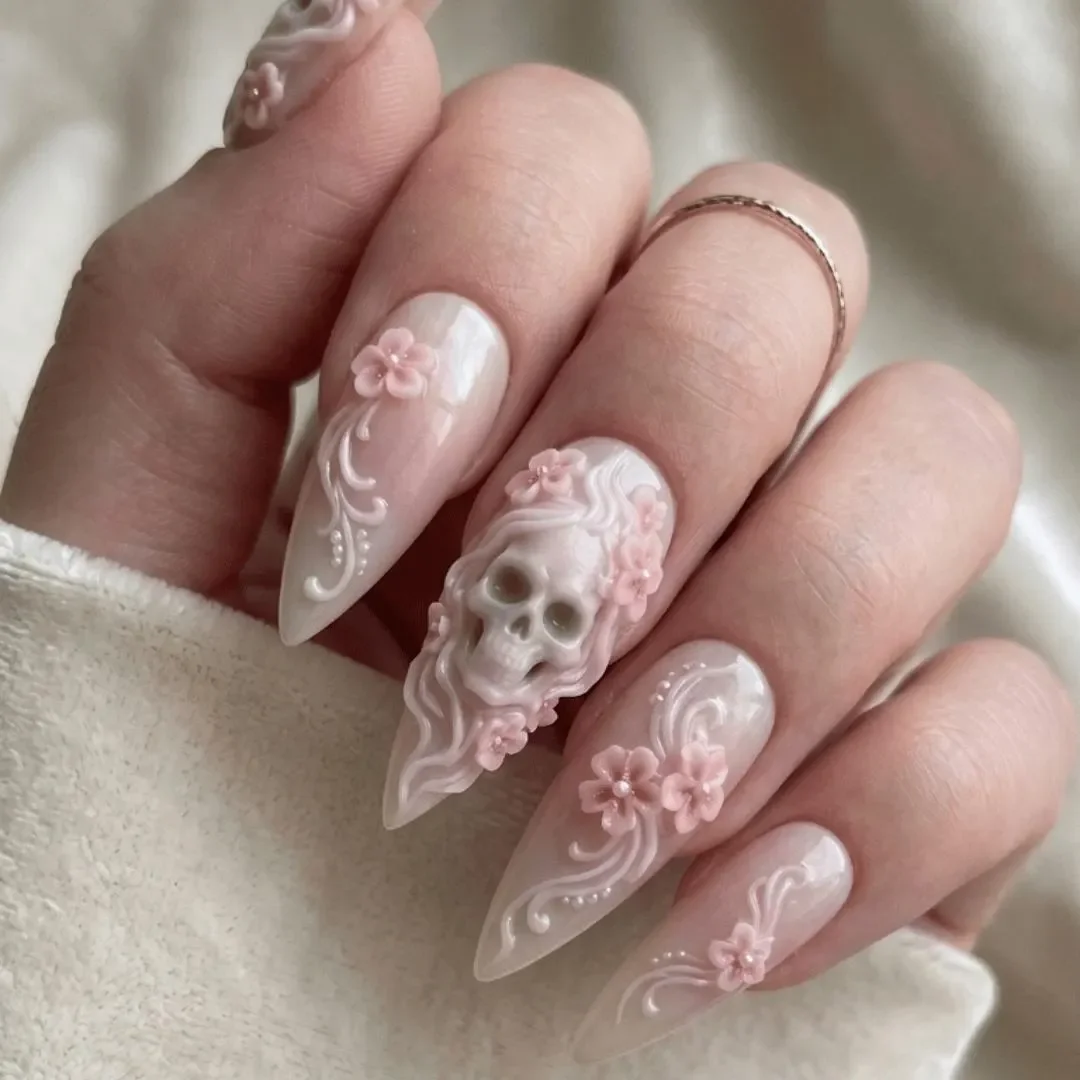 press on nails, custom press on nails, fake nails, Nails Art, stained glass nails, gold press on nails, 3d press on nails, luxury press on nails, handmade press on nails