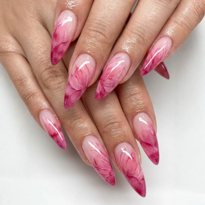 press on nails, hand painted nails, custom press on nails, fake nails, Nails Art, stained glass nails, gold press on nails, 3d press on nails, luxury press on nails, handmade press on nails