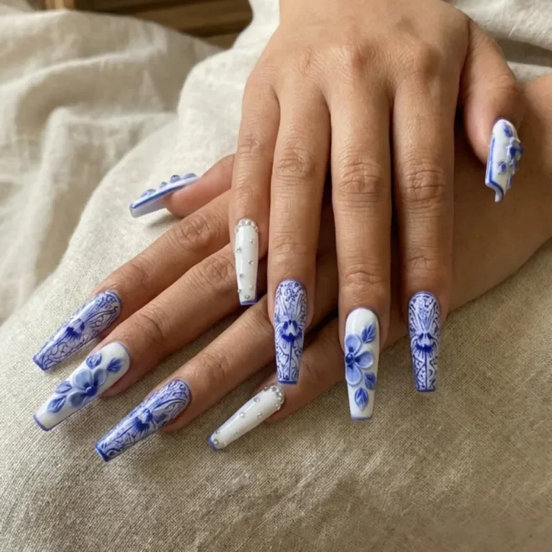 rhinestone press on, blue white nail set, press on nails, custom press on nails, fake nails, Nails Art, stained glass nails, gold press on nails, 3d press on nails, luxury press on nails, handmade press on nails