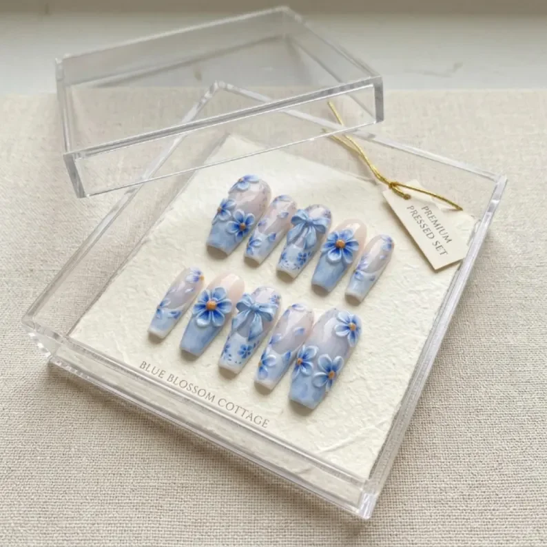 press on nails, custom press on nails, fake nails, Nails Art, stained glass nails, gold press on nails, 3d press on nails, luxury press on nails, handmade press on nails