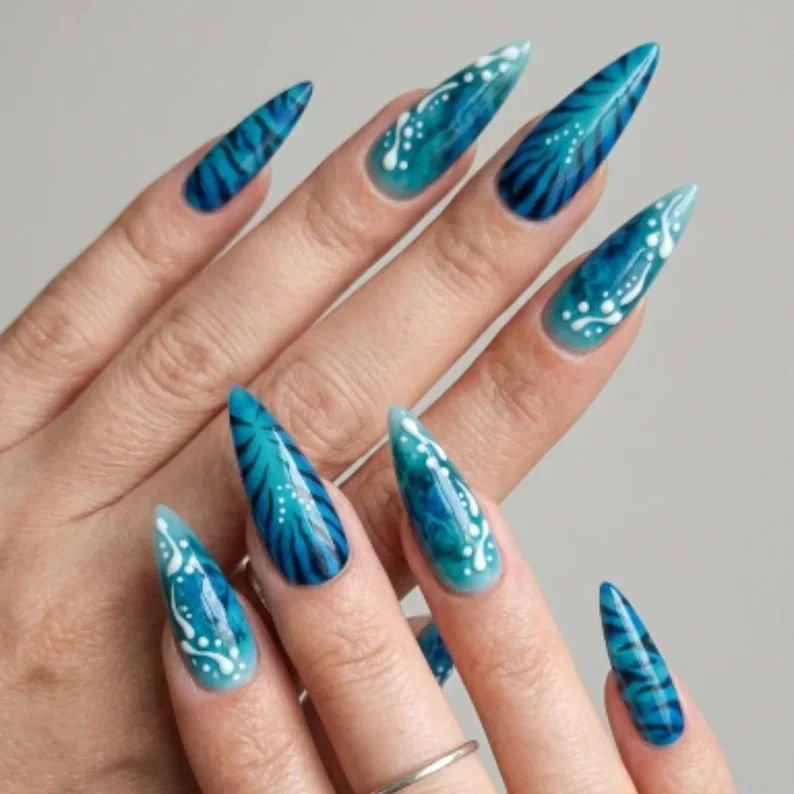 press on nails, custom press on nails, fake nails, Nails Art, stained glass nails, gold press on nails, 3d press on nails, luxury press on nails, handmade press on nails