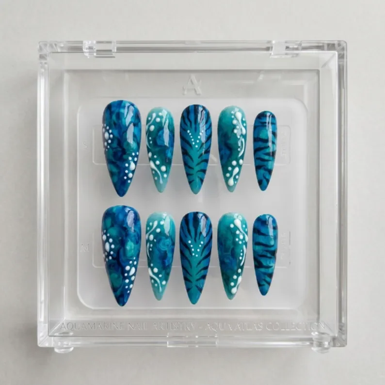 press on nails, custom press on nails, fake nails, Nails Art, stained glass nails, gold press on nails, 3d press on nails, luxury press on nails, handmade press on nails