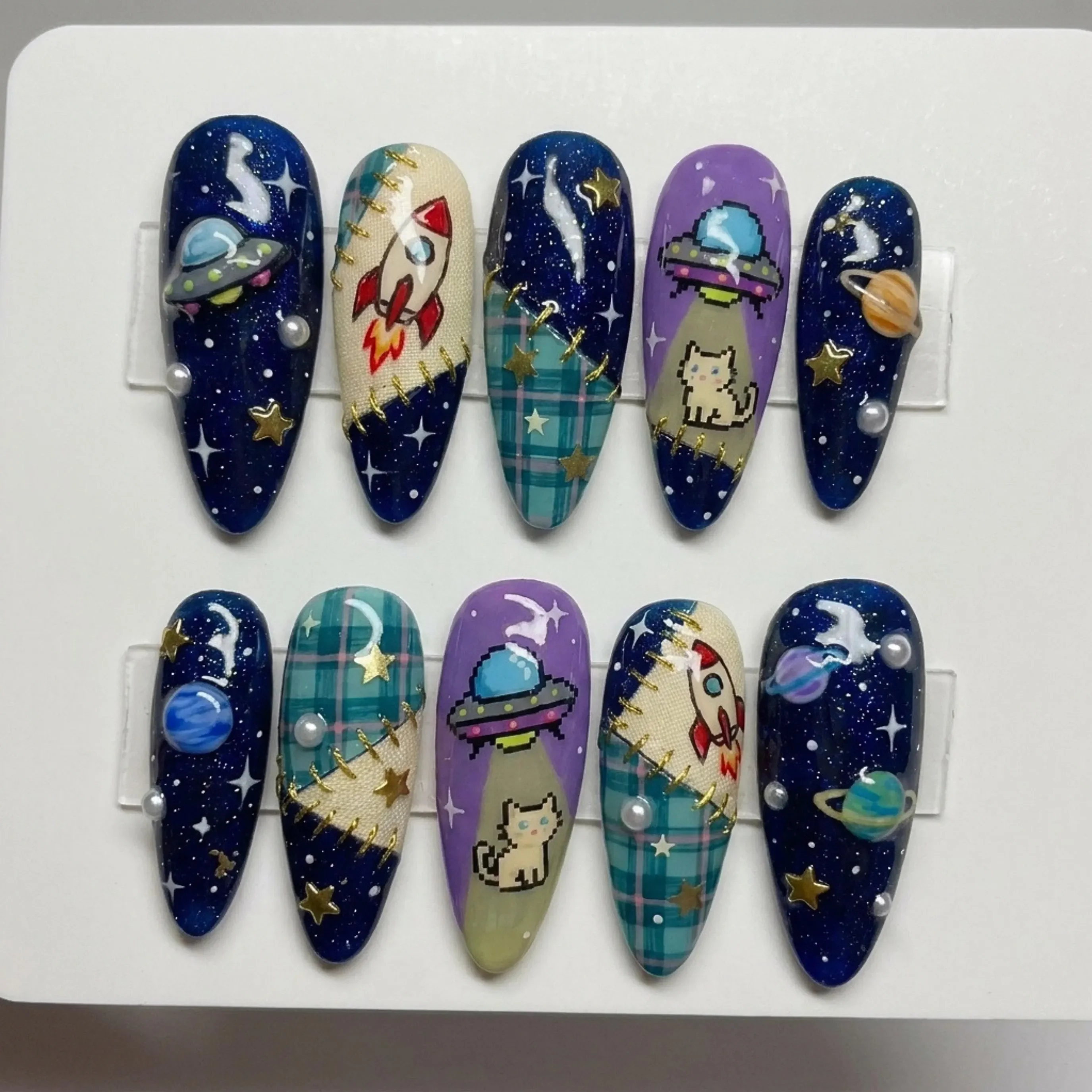 press on nails, custom press on nails, fake nails, Nails Art, stained glass nails, gold press on nails, 3d press on nails, luxury press on nails, handmade press on nails